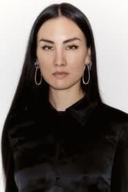 Miyako Bellizzi dans le rôle de Self