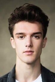 Isaac Rouse dans le rôle de Ben Bronson