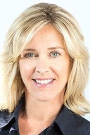 Rachel Hayward dans le rôle de Lynn