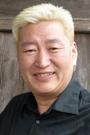 Yoo Toong as CVS manager