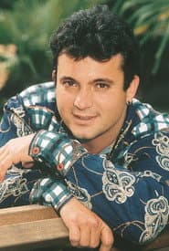Henry Soto dans le rôle de Magistrado