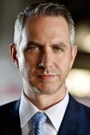 Doug Simpson في دور Mr. Brown