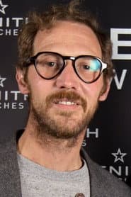 Dimitri Coste dans le rôle de Self