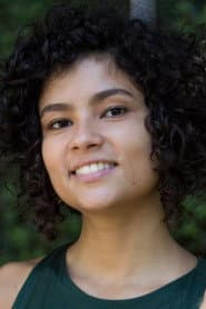 Mariana Amâncio dans le rôle de Rebeca