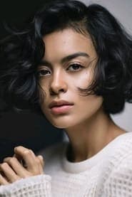 Eva Celia dans le rôle de Volver