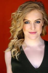 Emily Chapman في دور Courtney