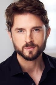 John Bregar dans le rôle de Cody