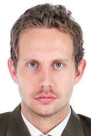 Morten Ramm في دور Svenn