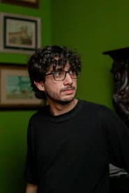 Davi R. Borges dans le rôle de Davi
