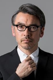 佐藤貢三 dans le rôle de Towada