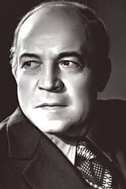 Степан Бубнов dans le rôle de The Gray Wolf (voice)