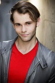 Jacob Betts في دور Armacost