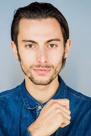 Joe Delfin في دور Gunnar Vont