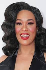 Maine Anders as Sonia