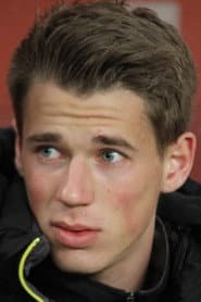 Erik Durm في دور Self