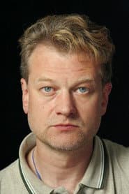 Сергей Власов في دور Vityok