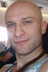 Marek Magierechi في دور Mitja