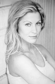 Heather Wahlquist dans le rôle de Julie Bird