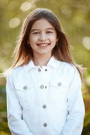 Kiera Laidman في دور Fan Girl 4