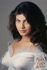 Kimi Katkar as Suman