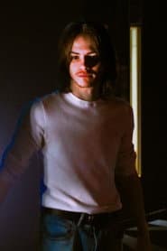 Jamie Creighton في دور Tom / Dennis Body Double