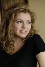 Ernestina Chinova as Елена