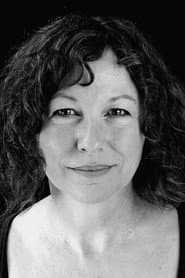 Janine Birkett dans le rôle de Billy's mother