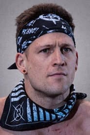 James McMath dans le rôle de Robbie Eagles