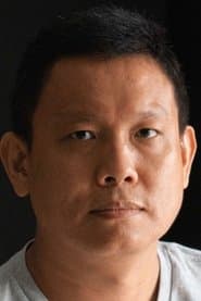 Sakda Kaewbuadee في دور Gunman
