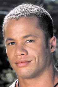 Matthew Rush dans le rôle de Ryder