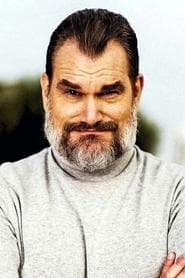 Ray Buffer dans le rôle de Mike the Janitor