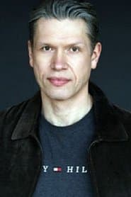 Alexandr Kalugin dans le rôle de Russian Contractor
