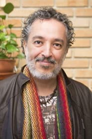 Alexandre Coimbra Amaral dans le rôle de Ele mesmo