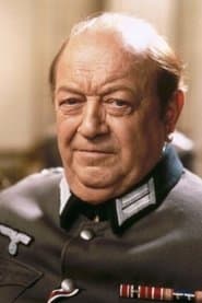 Richard Marner في دور Second Officer of Shona