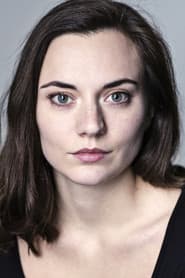 Ellie Goffe في دور Kind Juror