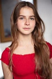 Sarah Pachoud في دور Emily