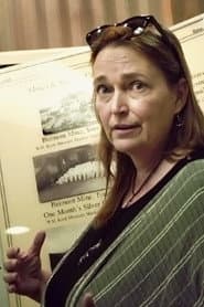 Dr. Heather Landon dans le rôle de Paranormal Investigator
