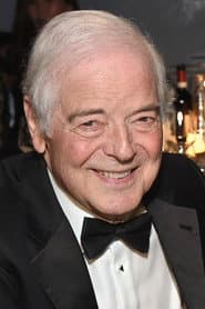 Nick Clooney dans le rôle de Self