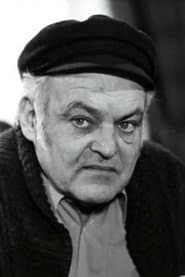Martin Trévières في دور Belloc, Montlaur's Competitor