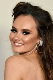 Madeline Carroll as Amanda Bradley