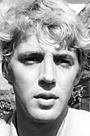 Iain Quarrier في دور Christopher