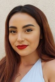 Zoey Luna في دور Leila