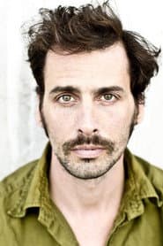 Marcel Mohab dans le rôle de Lucky
