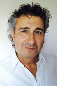 Luciano Zema في دور Luigi