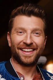 Brett Eldredge في دور Self