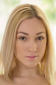 Lily LaBeau as Young Hot Girl