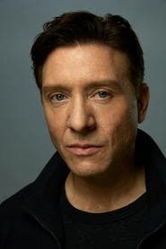 Shawn Doyle في دور Deputy Ward