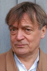 Dietmar Mues في دور Heinrich Pfaumann