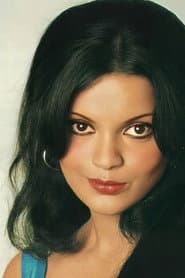 Zeenat Aman dans le rôle de Roma