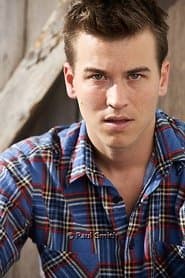 Jay Gillespie dans le rôle de Young Val